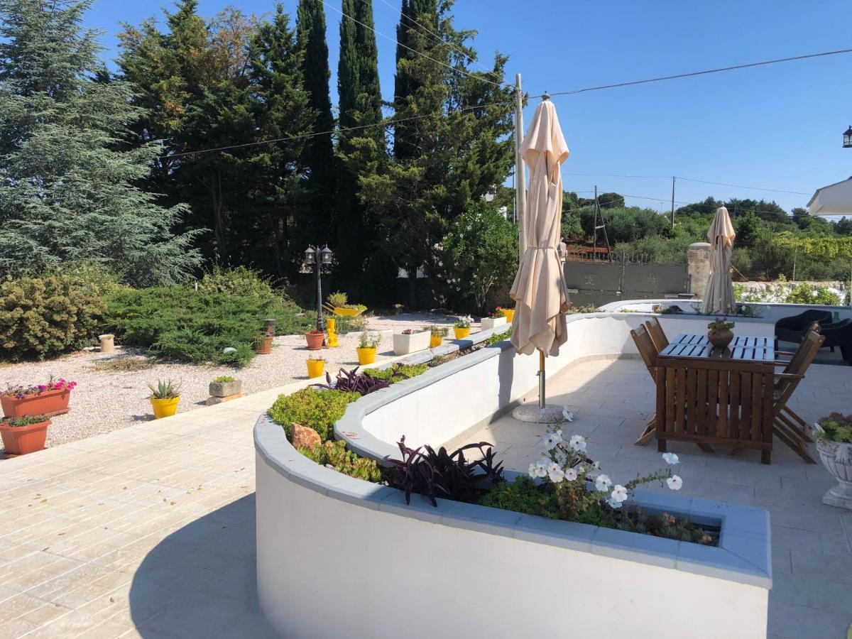 Casa Vacanza I Cedri Martina Franca Ngoại thất bức ảnh